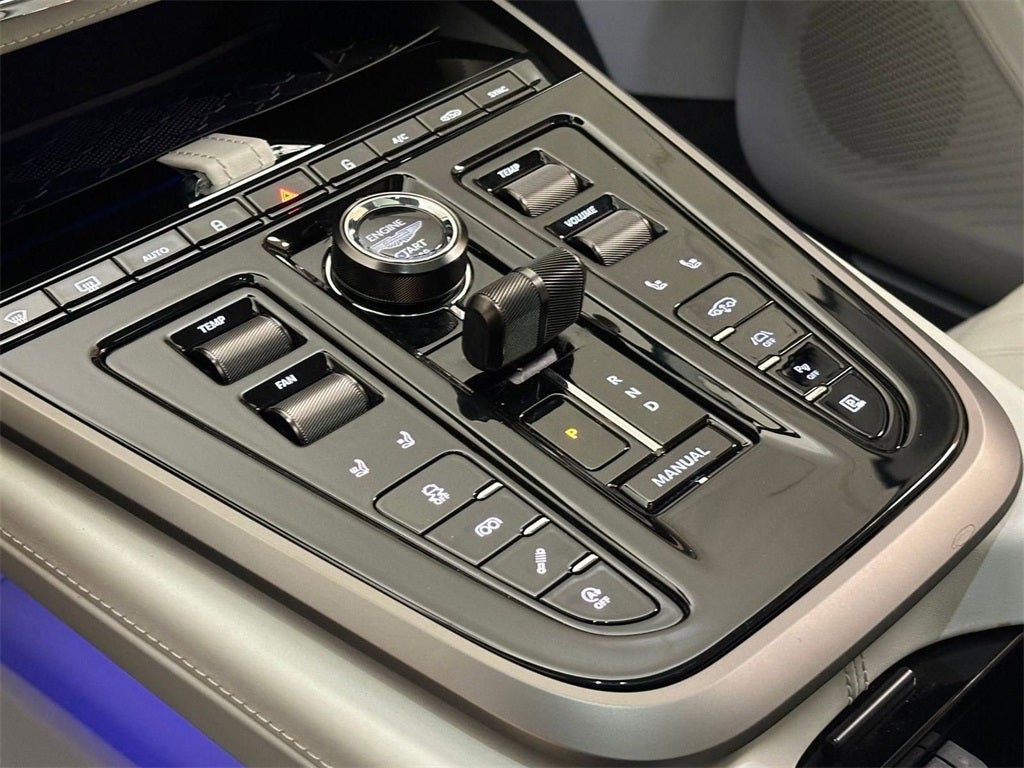 2025 Aston Martin DBX 707