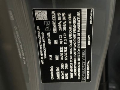 2025 Aston Martin DBX 707