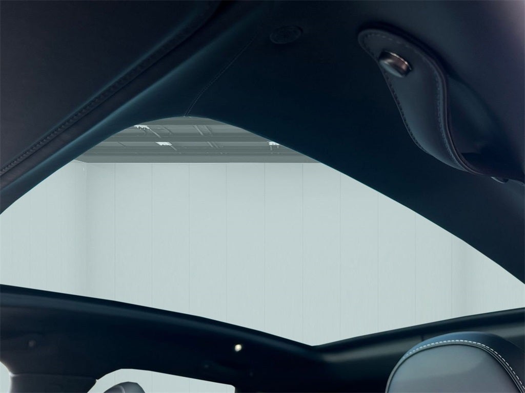 2026 Aston Martin DBX 707