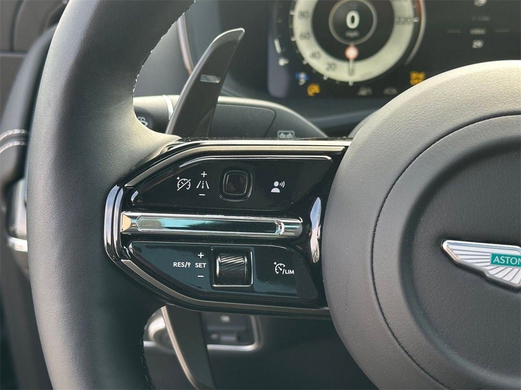 2026 Aston Martin DBX 707