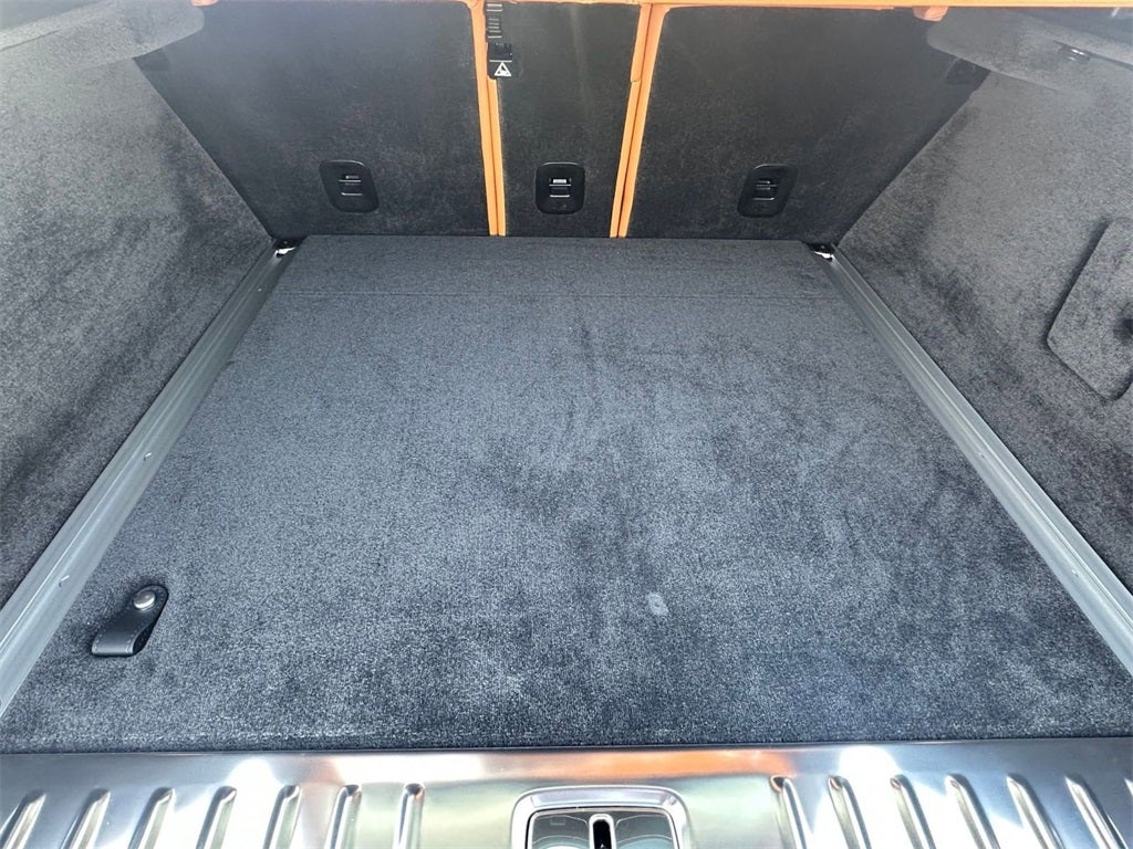 2026 Aston Martin DBX 707