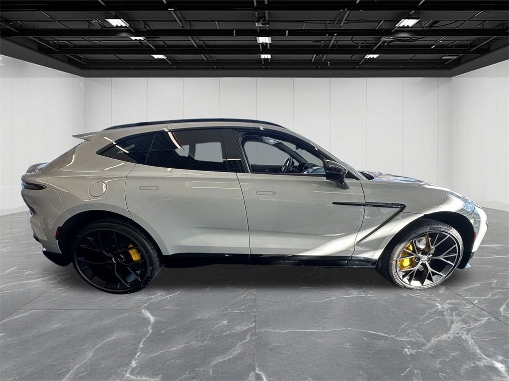 2026 Aston Martin DBX 707