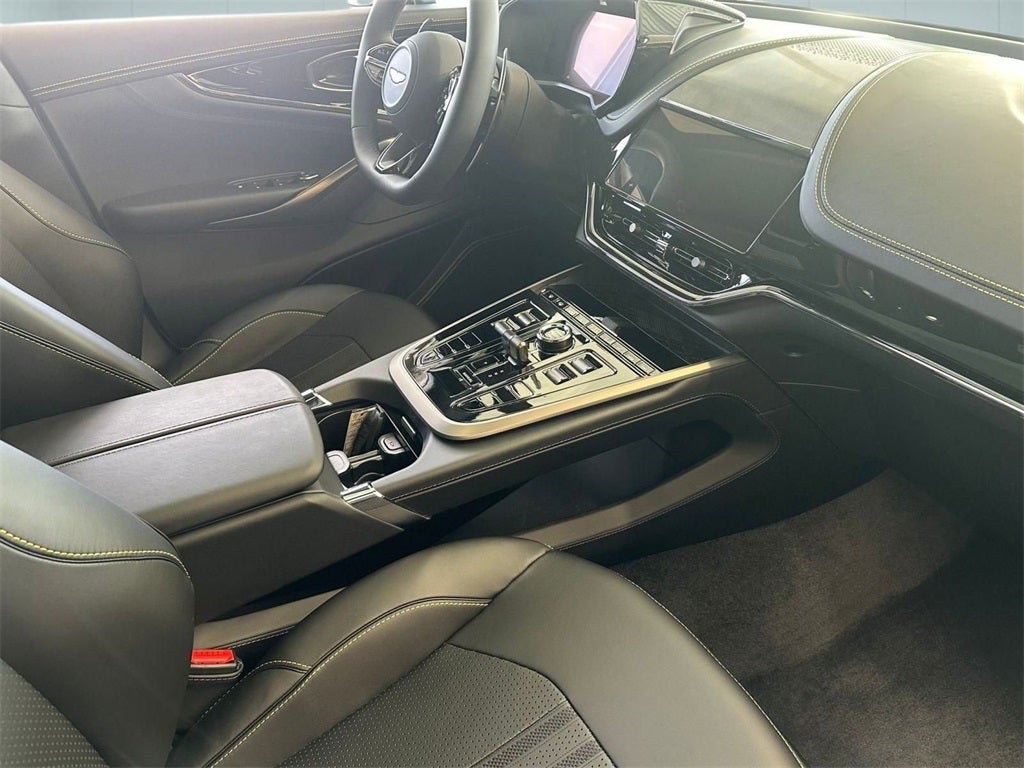 2026 Aston Martin DBX 707