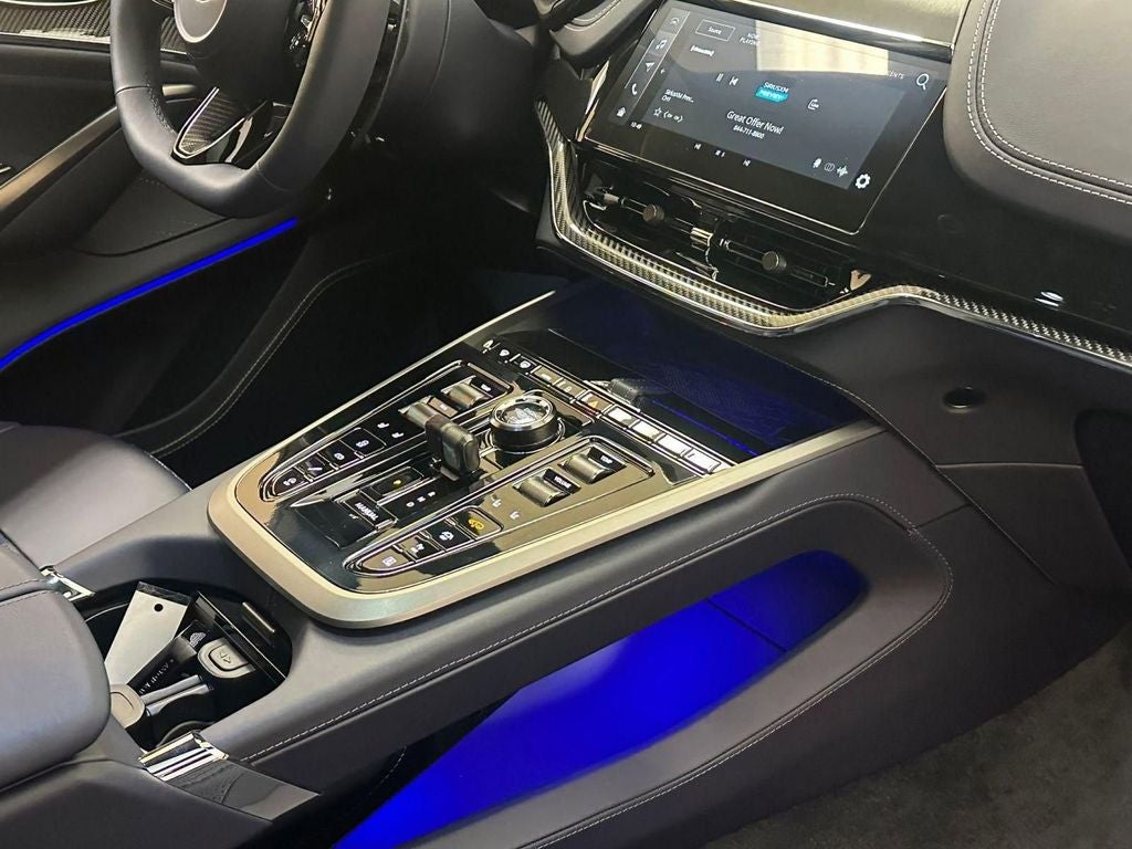 2026 Aston Martin DBX 707