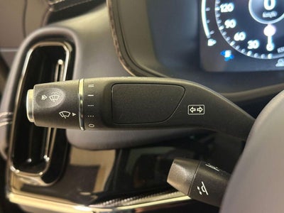 2026 Aston Martin DBX 707