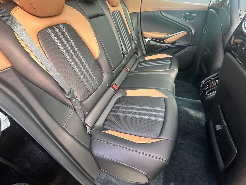 2026 Aston Martin DBX 707