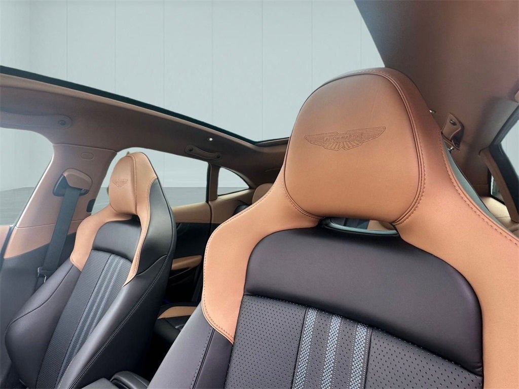 2026 Aston Martin DBX 707