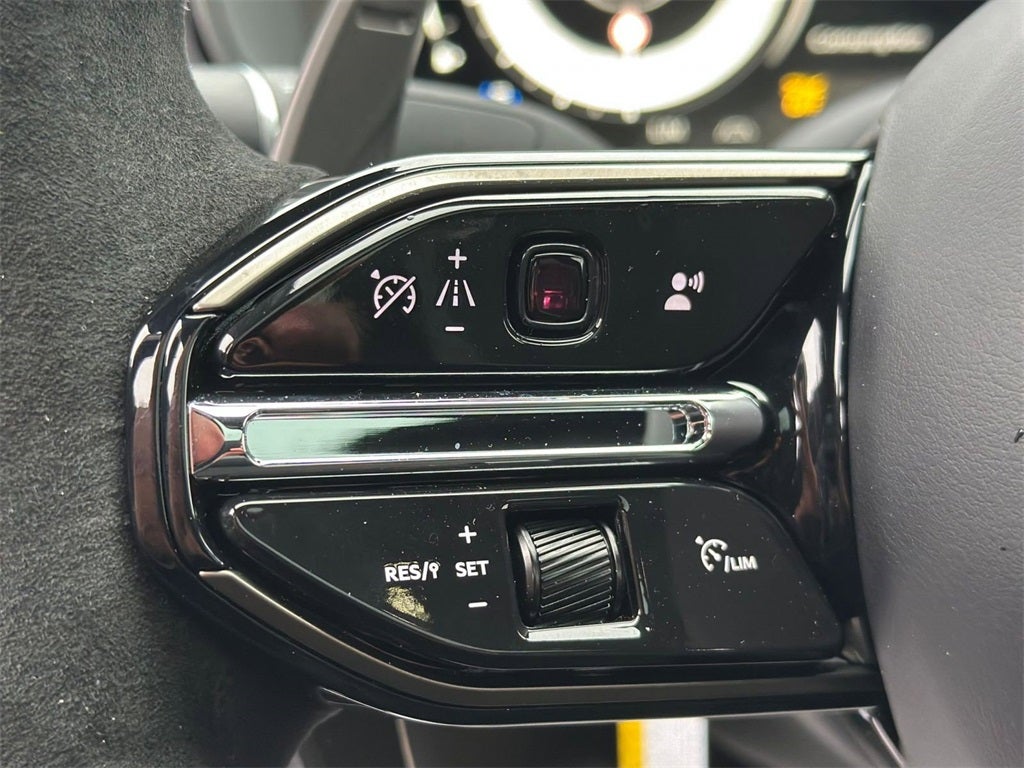 2026 Aston Martin DBX S