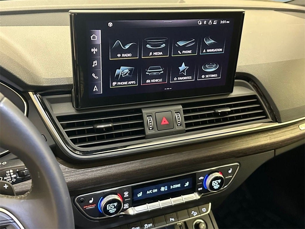 2024 Audi Q5 45 S line Premium quattro