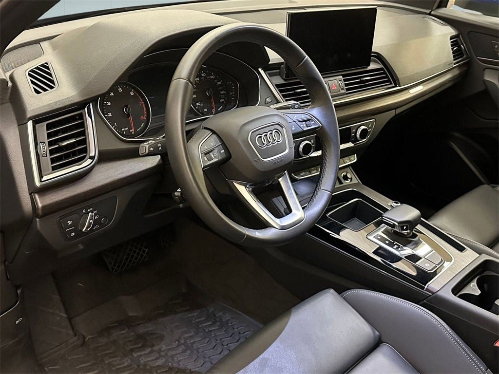 2024 Audi Q5 45 S line Premium quattro