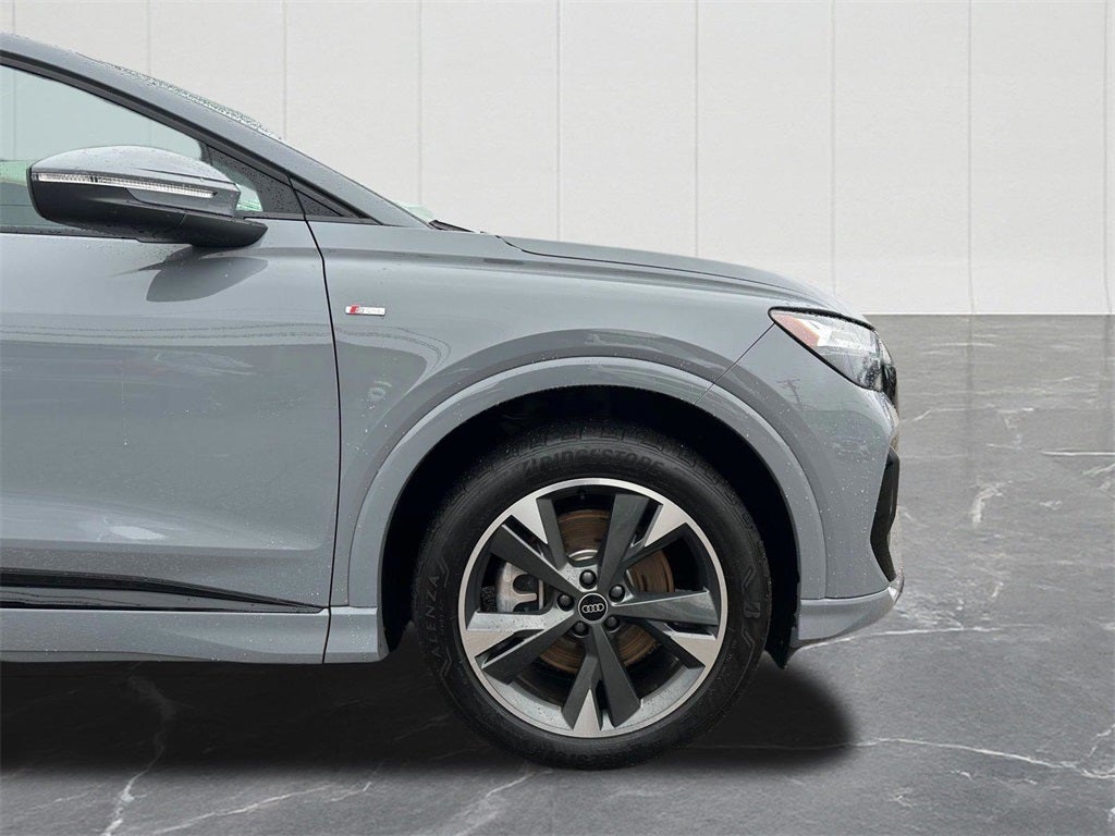 2024 Audi Q4 e-tron Premium quattro