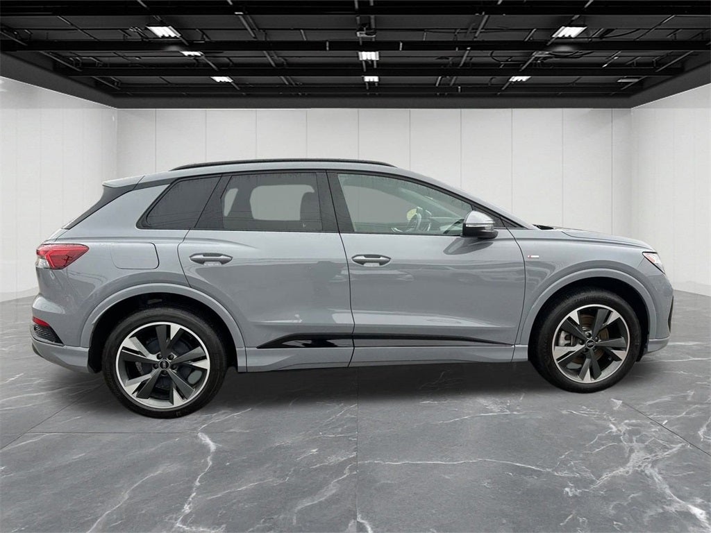 2024 Audi Q4 e-tron Premium quattro
