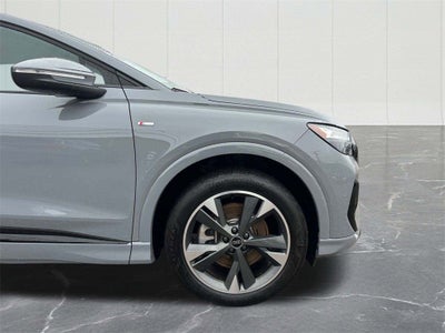 2024 Audi Q4 e-tron Premium quattro