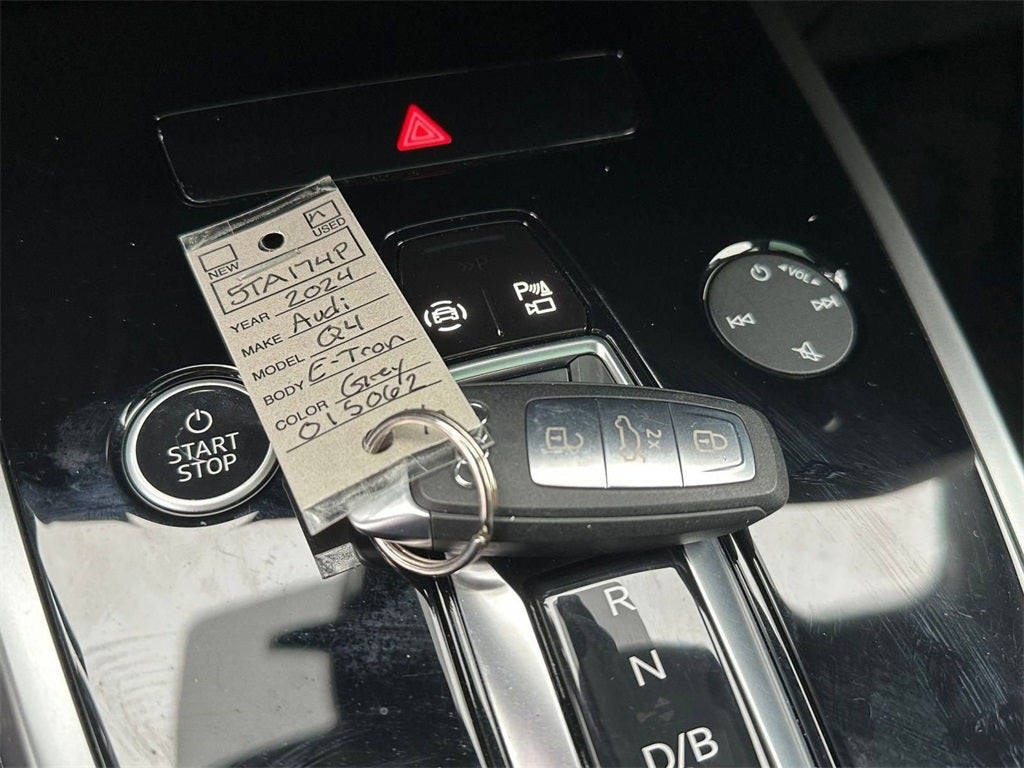 2024 Audi Q4 e-tron Premium quattro