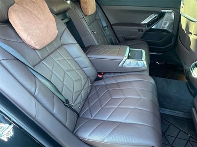 2025 BMW 7 Series 760i xDrive