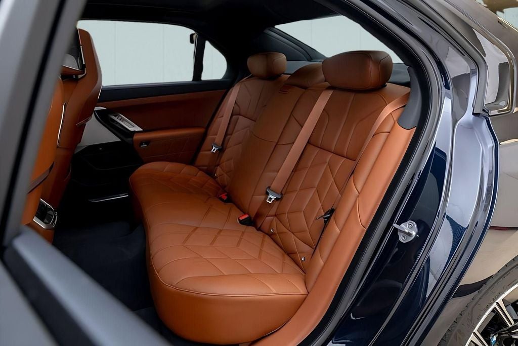 2025 BMW 7 Series 760i xDrive