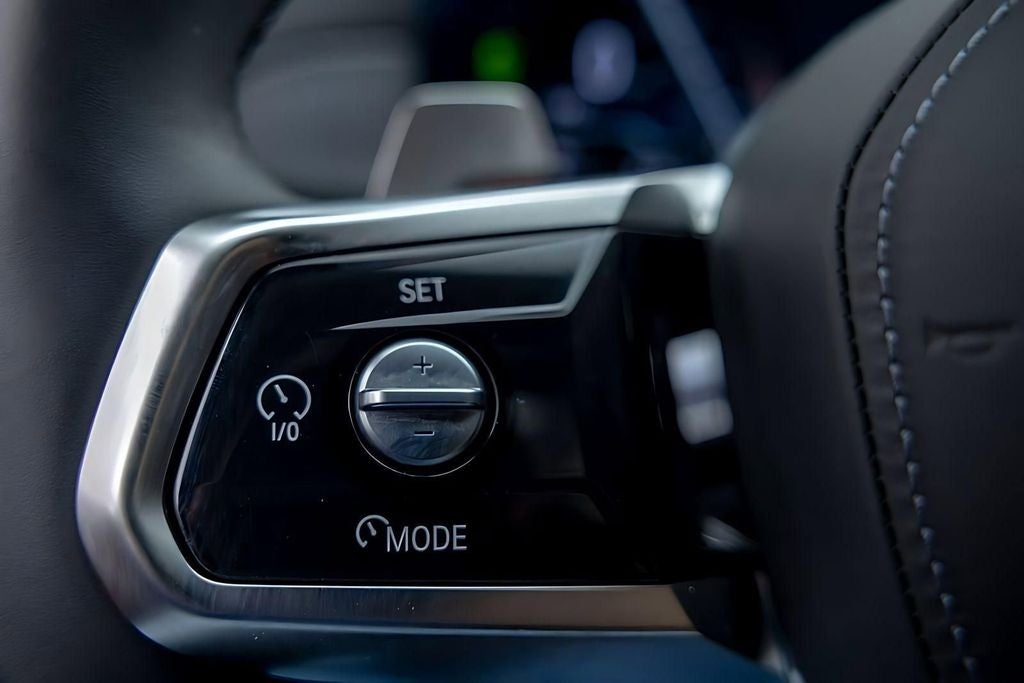 2025 BMW 7 Series 760i xDrive