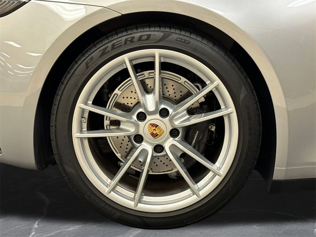 2024 Porsche 911 Carrera