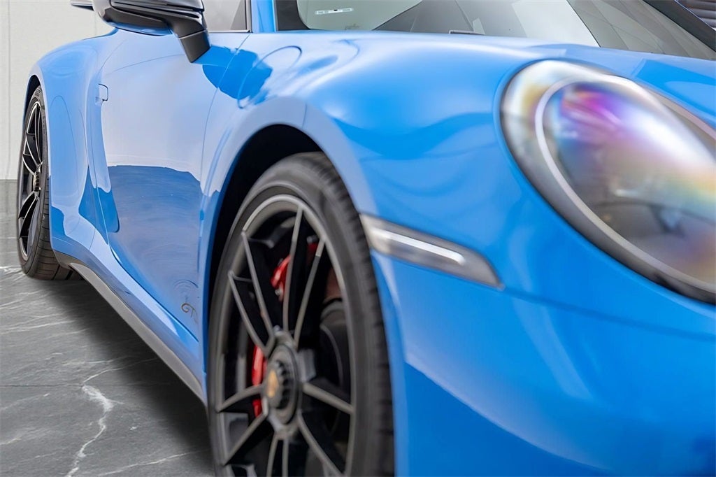 2022 Porsche 911 Carrera 4 GTS