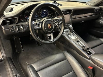 2019 Porsche 911 Carrera GTS