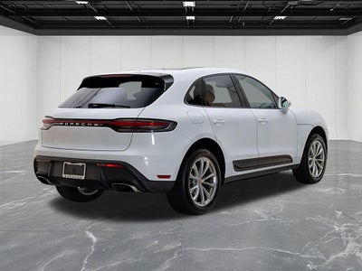 2024 Porsche Macan Base