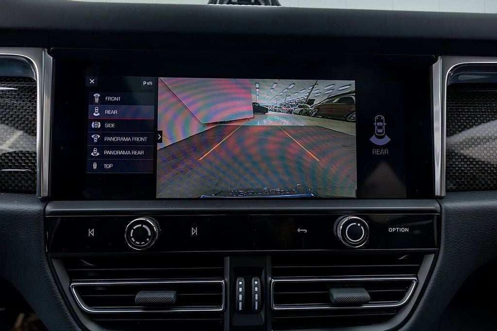 2025 Porsche Macan GTS