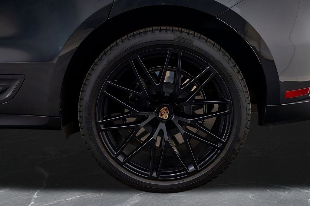2025 Porsche Macan GTS