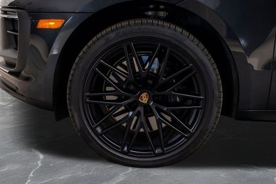 2025 Porsche Macan GTS