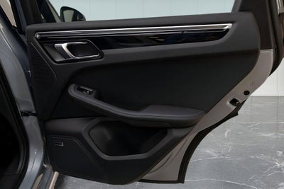 2024 Porsche Macan S