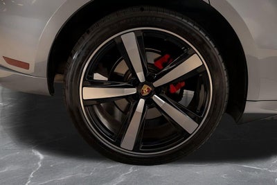 2024 Porsche Macan S