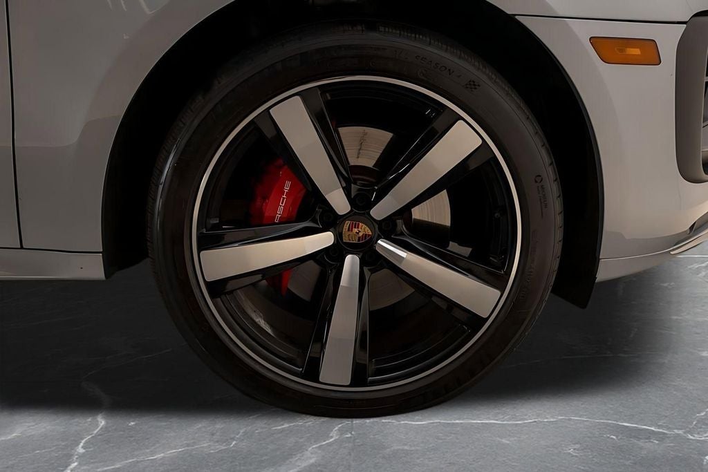2024 Porsche Macan S