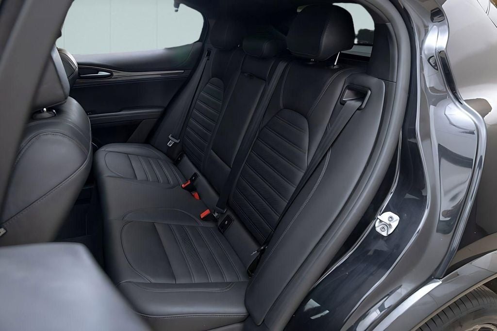 2023 Alfa Romeo Stelvio Quadrifoglio