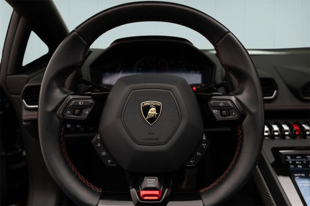 2020 Lamborghini Huracan EVO Base