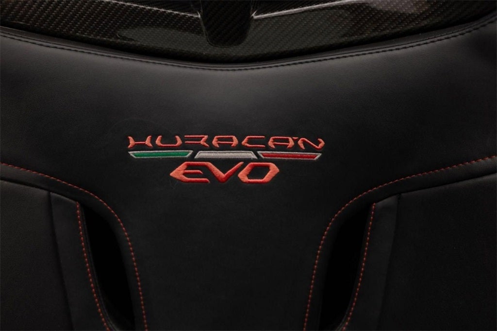 2020 Lamborghini Huracan EVO Base