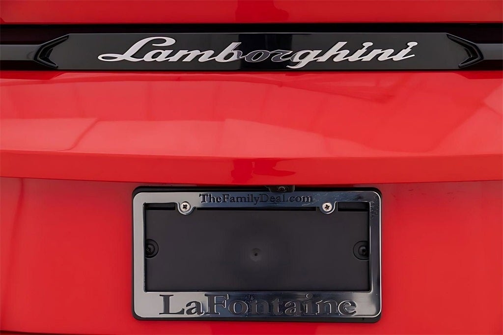 2022 Lamborghini Urus Base