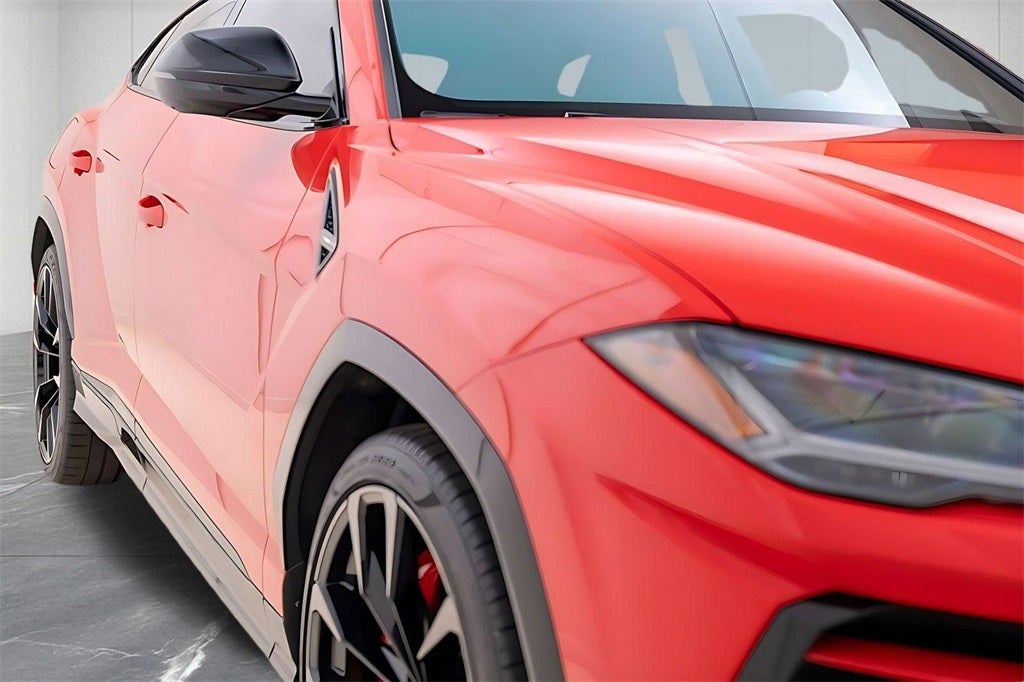 2022 Lamborghini Urus Base