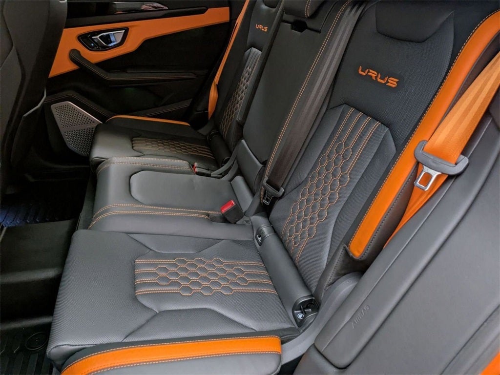 2024 Lamborghini Urus S