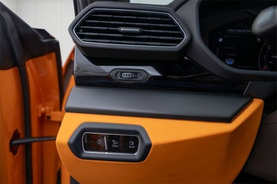 2024 Lamborghini Urus S