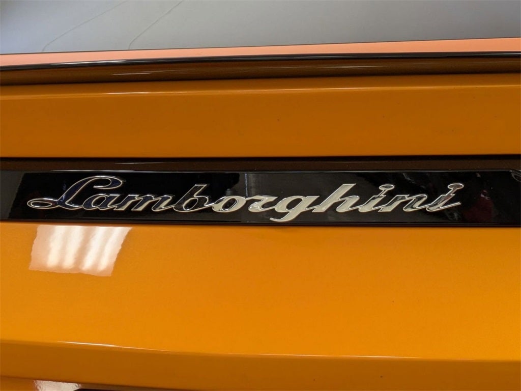 2024 Lamborghini Urus S