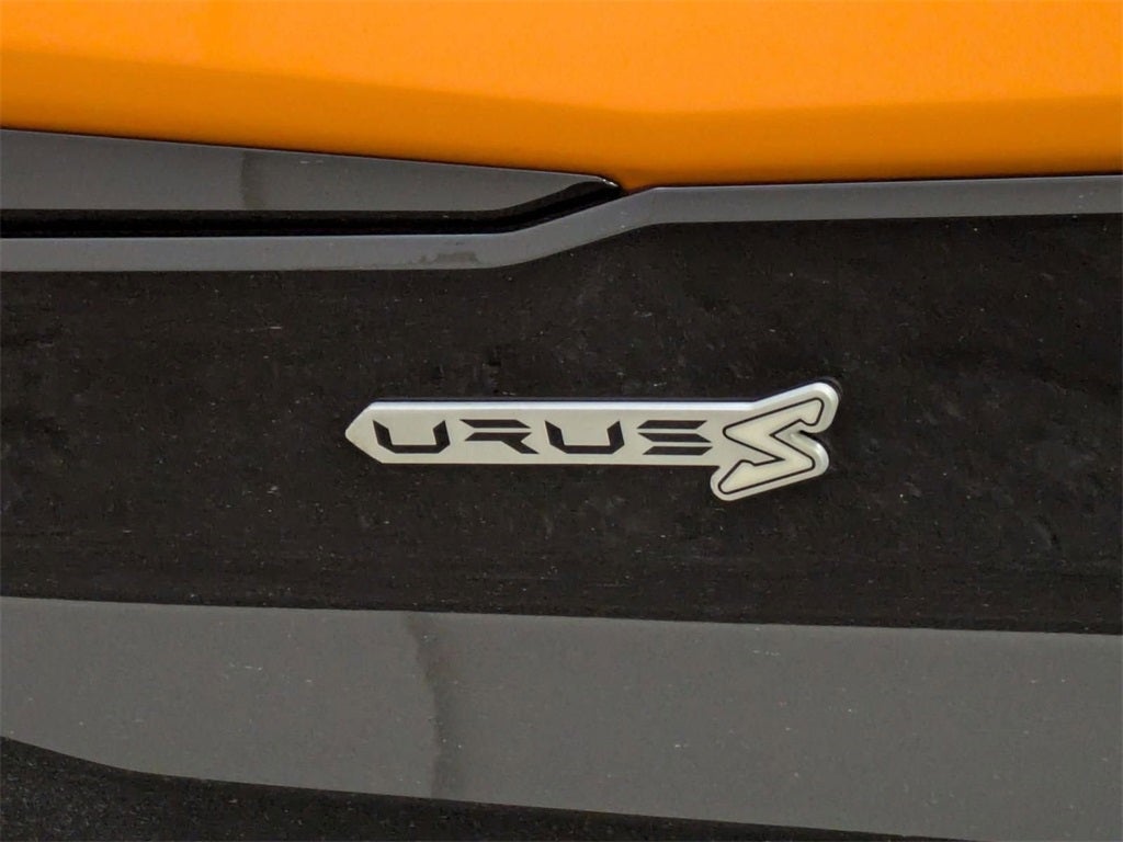 2024 Lamborghini Urus S